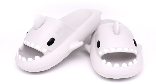 [MNMJ] 커플 상어슬리퍼 실내 사무실 학교 쿠션감 푹신하고 말랑말랑한 귀여운 캐릭터슬리퍼