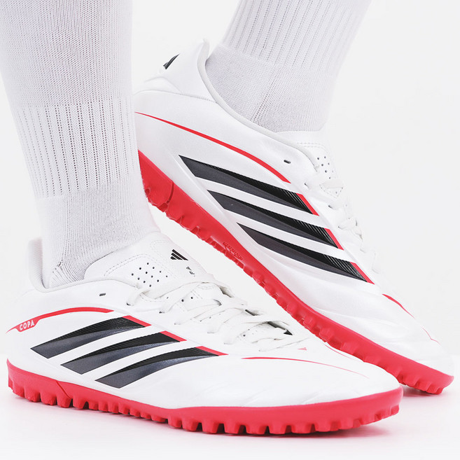 아디다스 남성 인조잔디용 축구화 접지력이 뛰어난 성인 풋살화 통기성 좋은 TF축구화 풋볼슈즈