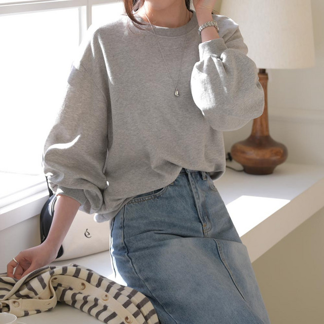 데일리앤 여성 루즈핏 퍼프 소매 라운드 무지 맨투맨 프린팅 티셔츠