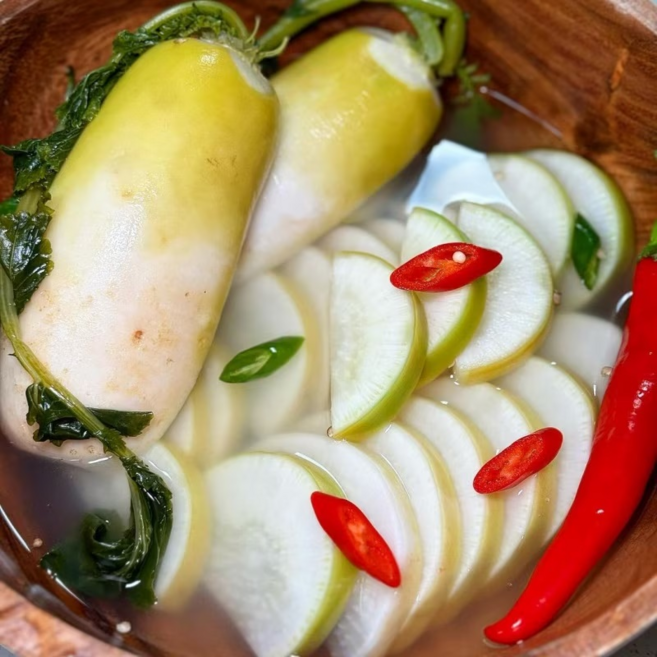 돌쇠네 1년에 딱 한번 나오는 아삭하고 시원한 월동무 동치미, 3kg, 1개