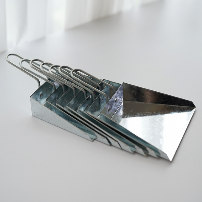 양철쓰레받기, 1개