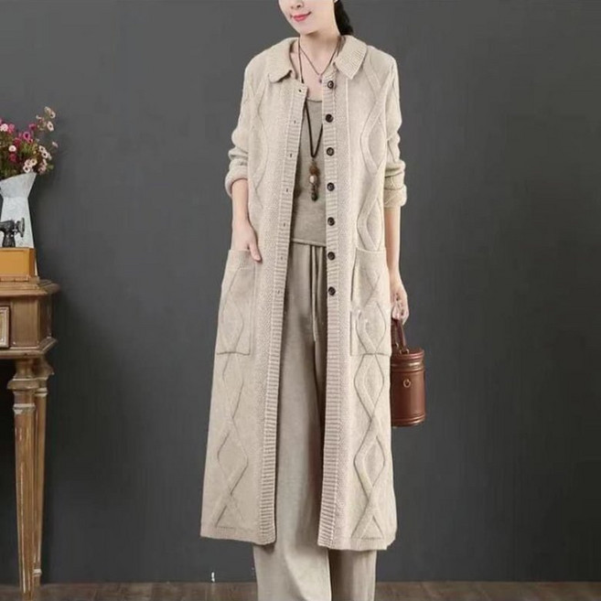 PEROLA 여성 니트 롱 가디건 루즈핏 빅사이즈 카라넥 투포켓 꽈배기 니트 코트 (M~5XL)