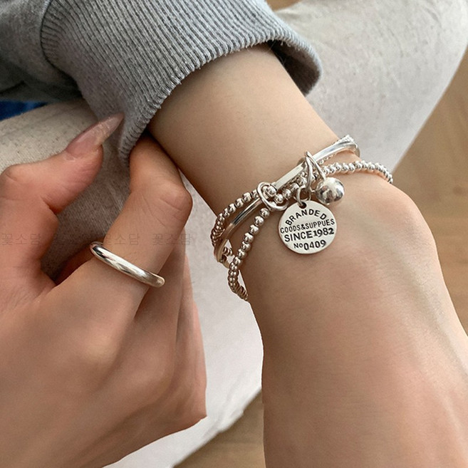 꽃소담 세줄 레이어드 써지컬스틸 패션 팔찌 데일리 도금 은 팔찌 생일선물 여친 주얼리 HZHF3435