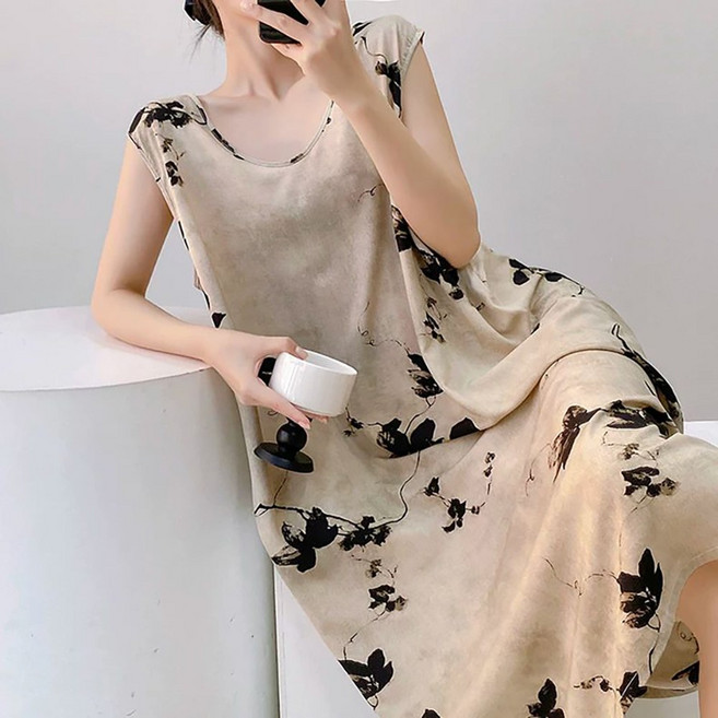 로르카 여성 플라워 라운드넥 루즈핏 빅사이즈 민소매 홈웨어 롱 원피스 잠옷 S0040104