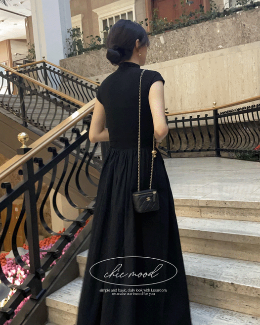 루어스룸 가브리엘 반하이넥 맥시 A라인 롱 원피스