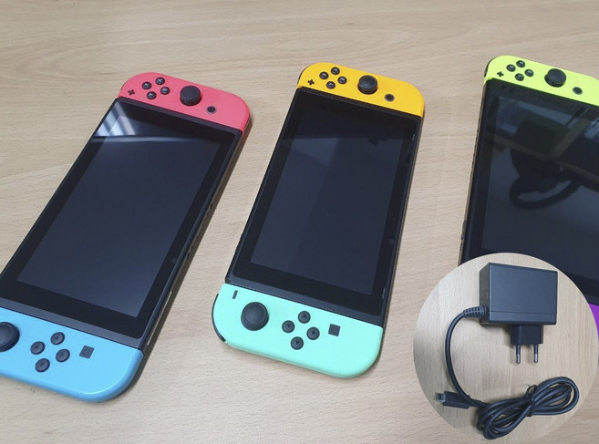 닌텐도스위치 개선판 본체 조이콘 전원아답타 세트 중고 정품구성