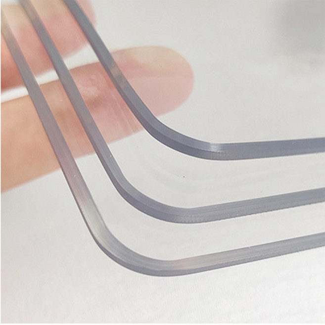 식탁투명매트 매트 방수 유리대용 실리콘 테이블 필름 비닐, 투명, 60x140cm, 1개, 60x140cm