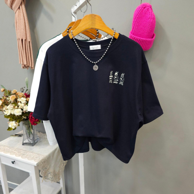 쓰리래빗 세미크롭 반팔티셔츠