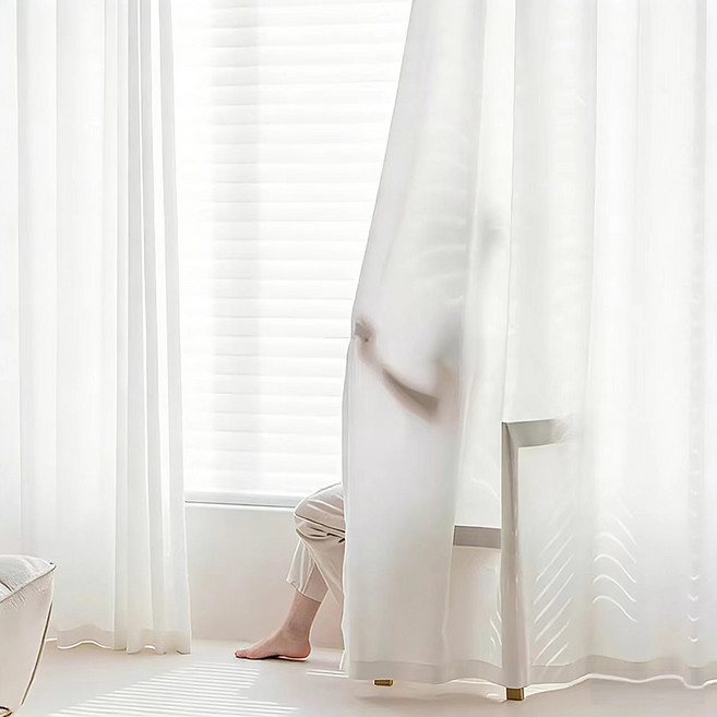 차르르 쉬폰커튼 비침없는 거실커튼 화이트 햇빛차단 사생활보호 인테리어 아일렛형 커텐