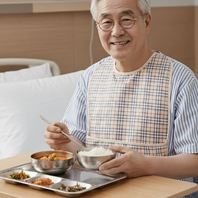 마켓리브 간편세척 입체포켓 방수 성인 턱받이, 1개, 베이지