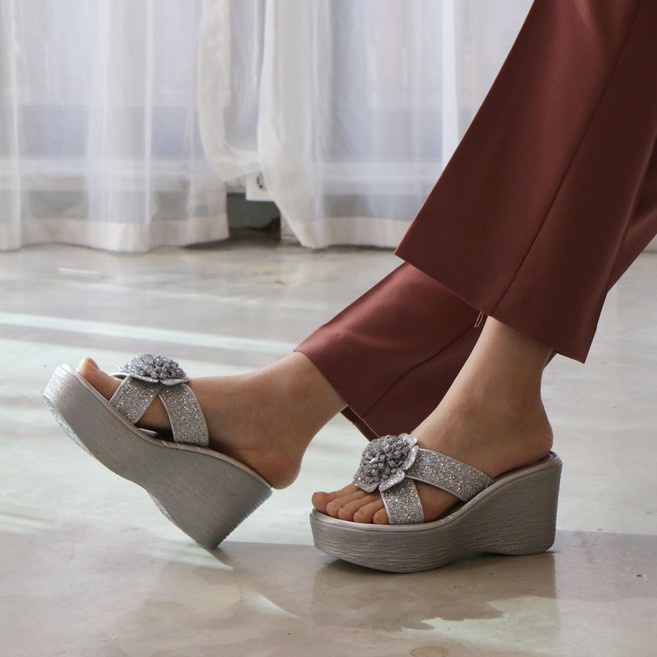 여성 통굽 키높이 사무실 국화상 슬리퍼