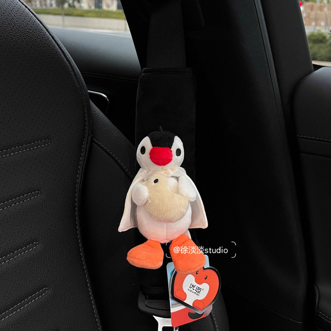 핑구 클래식 펭귄 패밀리 차량용 핑가 핑기 캐릭터 애니메이션 굿즈 안전벨트 어깨 커버 봉제 동물인형 신차 커플 선물, 1개, J 1개