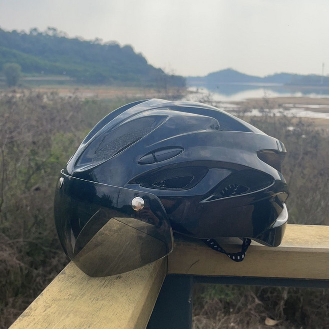 雷神S級 山地自行車頭盔 夏季騎行輕便頭盔, 1個, 新款灰風鏡黑色57-61
