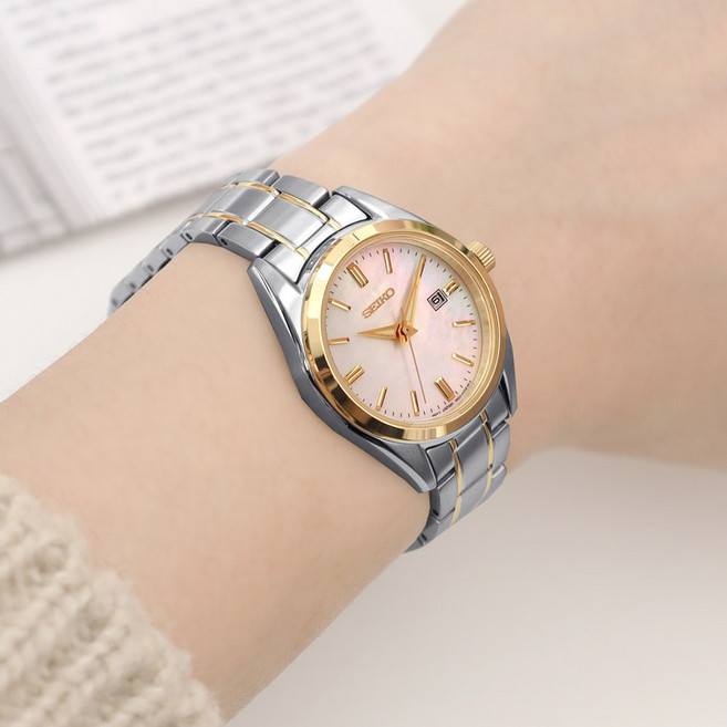 세이코 사파이어 자개 다이얼 여자 골드 콤비 캐쥬얼 정장시계
