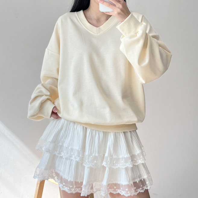 걸즈팩토리 여성용 라벨르브이넥 루즈핏 긴팔 맨투맨티셔츠 국내제작