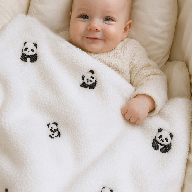 불로홈 아기 밍크 자수 극세사 블랭킷 이불, 푸바오