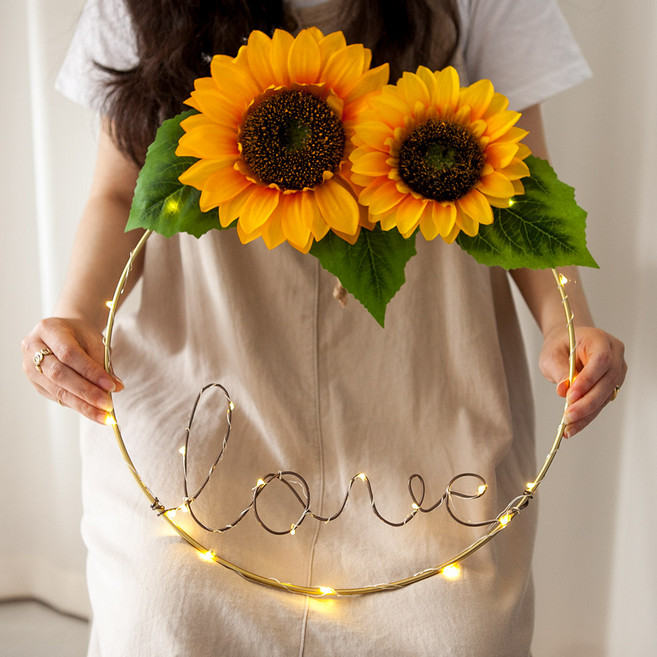 해바라기 조화 메탈링 LED 벽장식 40cm 인테리어 꽃 벽걸이 소품 현관 금전화 풍수 개업 집들이, 전구포함