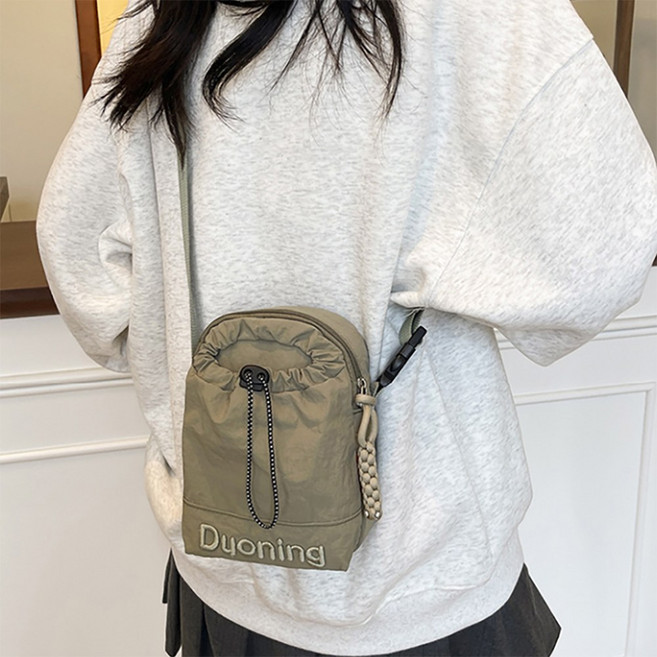 후암마켓 초경량 끈조임 미니 크로스백 슬링백