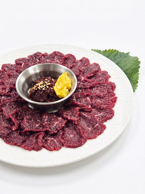 당일도축 한우 육사시미 120g 250g 생고기 당일작업 대구 뭉티기 [새롬한우], 1개