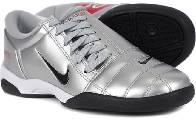 나이키 TOTAL 90 W SHOES 헤리티지 풋볼 스트릿 스타일 슈즈 신발