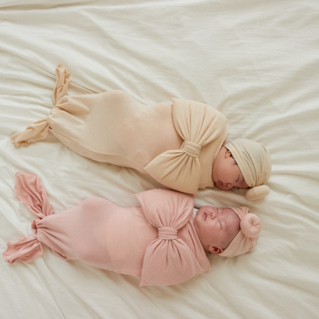 [*사은품 헤어밴드 증정] 디어딜리 인어 스와들 파우치 모로반사 속싸개