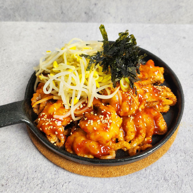 세척 손질 왕 쭈꾸미 (5~7마리) x 3팩/6팩/10팩 + 양념소스 증정, 10개, 300g