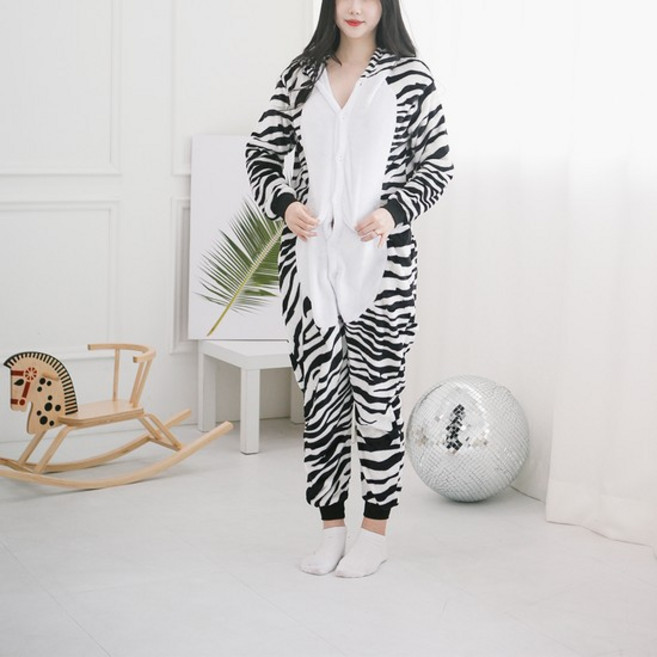 얼룩말동물잠옷코스프레캐릭터기모수면밍크극세사AP45