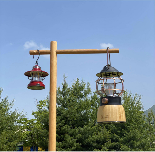 브라이튼위크 감성 캠핑용품 캠핑 우드 랜턴 걸이 스탠드 파일드라이버 랜턴폴 랜턴거치대, 1개, 레드오크