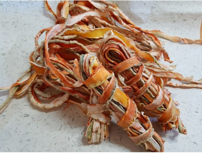 옛방식 그대로 말린 늙은호박꼬지 호박고지 떡재료, 1개