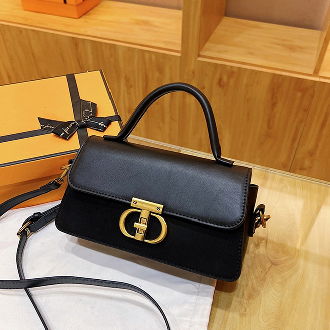 주니지니네 심플 베이직 가죽 스퀘어백 핸드백 크로스백