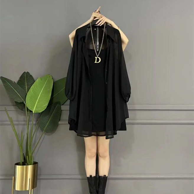 大碼女裝2024夏季新款減齡開衫時尚防曬衣襯衫吊帶連衣裙兩件套裝