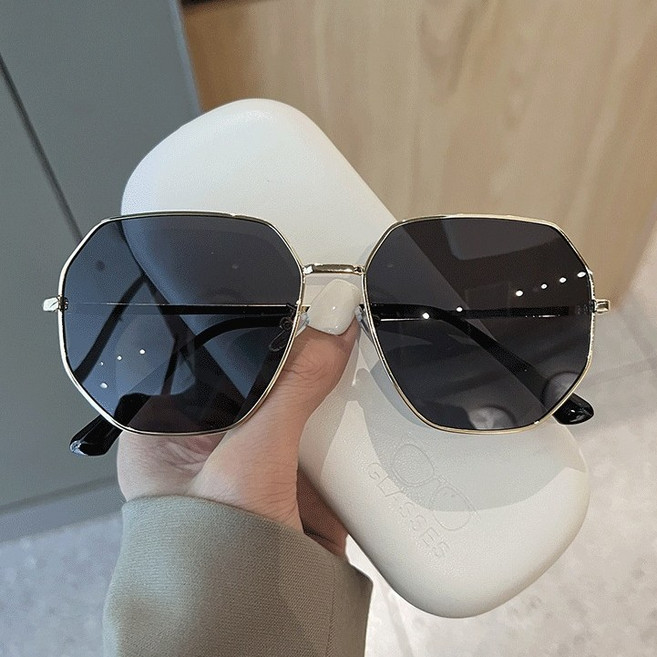 MORAND 偏光多邊形太陽眼鏡 抗UV400 男女款 變色墨鏡 74160
