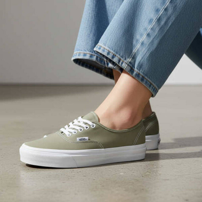 100%정품 반스 어센틱 44 VN000D5KYKD 운동화패션 기념일선물 워크웨어 4540