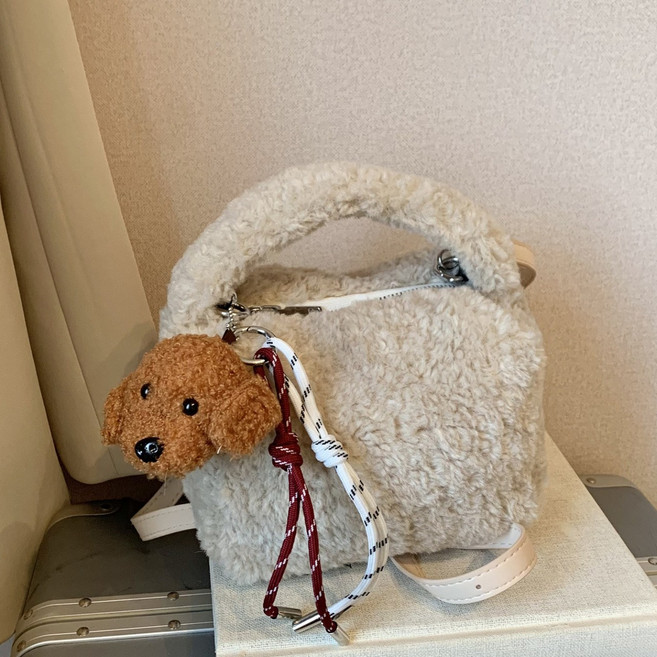 투니스 여성 빈티지 소프트 원통형 퍼 토트백 장식 포함