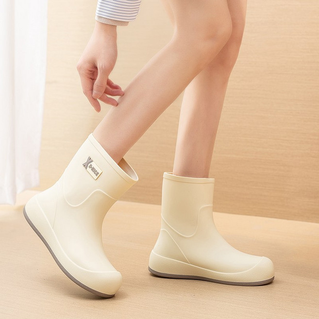 YANGTA 여성 패션 레인부츠 아웃도어 방수화 미끄럼 방지 내마모성 앵클부츠