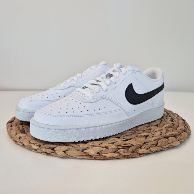 (국내매장판)나이키 여성 GS 코트 버로우 로우 리크래프트 DV5456-104 운동화