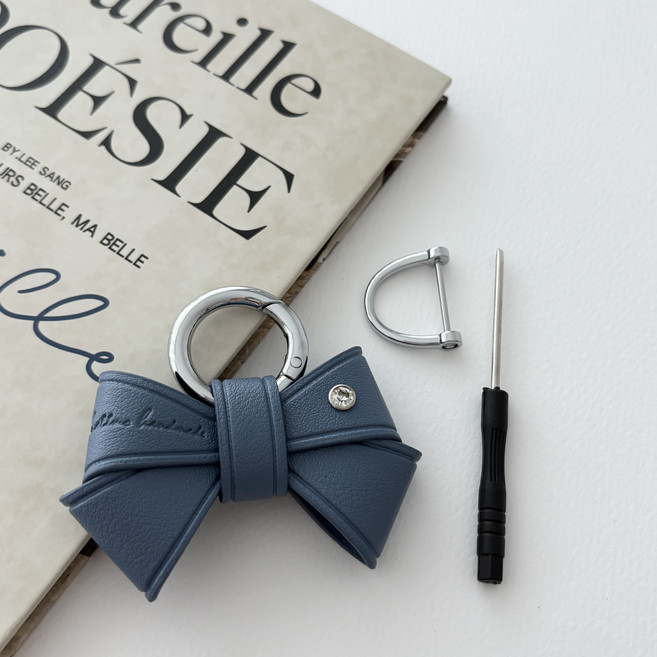 럽메이드 천연 가죽 리본 키링 차키홀더 감성 자동차 키 가방키링 6컬러, 다크블루