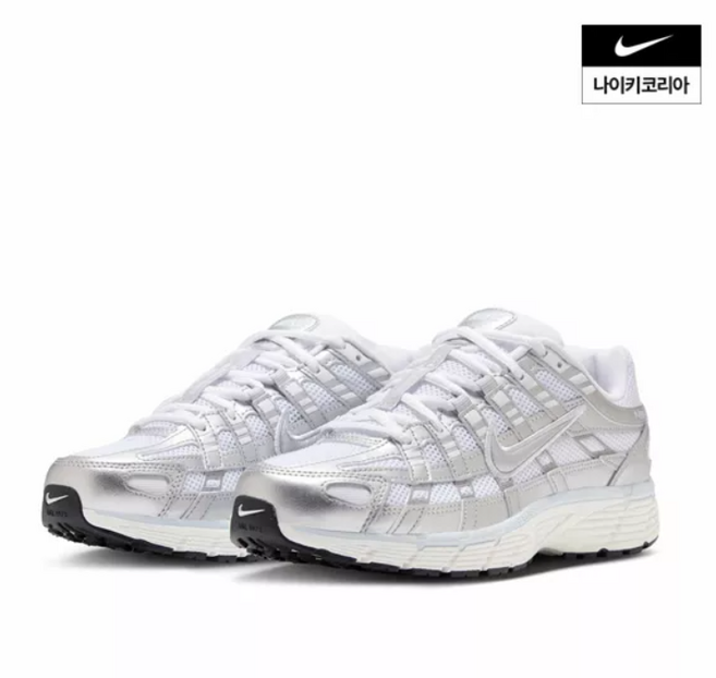 나이키 여성용 메탈릭실버 화이트톤 스니커즈 운동화 - 통기성 메쉬 / 반짝이는 광택 / 경량 러닝화