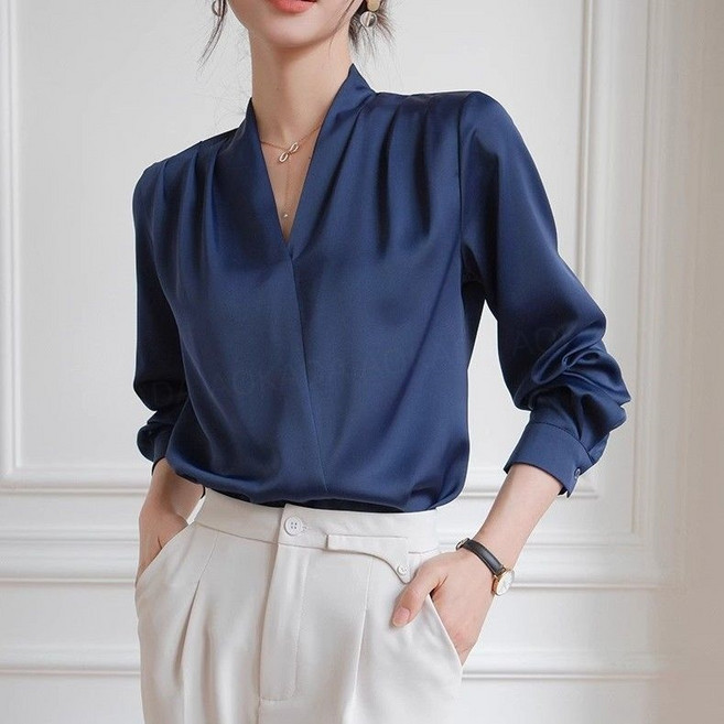AOKADA 여성 봄 가을 루즈핏 브이넥 플리츠 긴팔 새틴 오피스룩 정장룩 블라우스