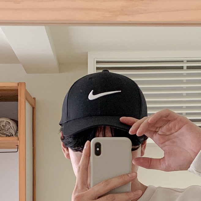 나이키 드라이핏 볼캡 남녀공용 클럽 스트럭처 스우시 캡 모자 (FB5625-010)