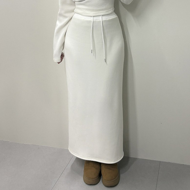 VANANA2 [핏진짜예쁨/보온성최고!] 도톰 융털 시보리 밍크기모스커트 허리밴딩 방한 맥시롱치마