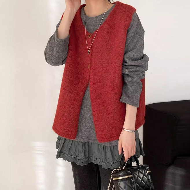 Cavensi 韓式氣質排釦針織背心，秋冬厚實軟糯外搭毛衣背心，加大碼適用40-75公斤