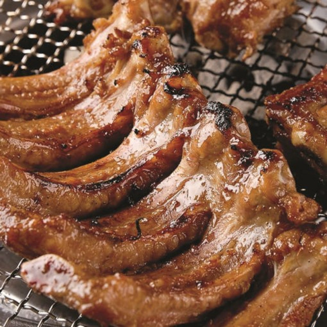 [암사쪽갈비] 쪽갈비 밀키트 900g 초벌 숙성 간장 매운 양념 등갈비 폭립 바베큐 캠핑 [원산지:상세설명에 표시], 1개