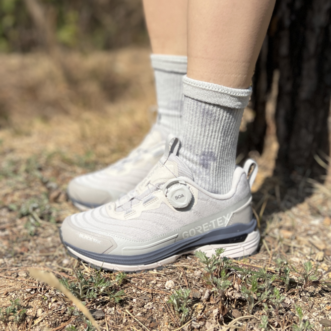 블랙야크 GTX343 여성 보아 고어텍스 트레킹화 방수 등산화 워킹화 트래킹화 그레이