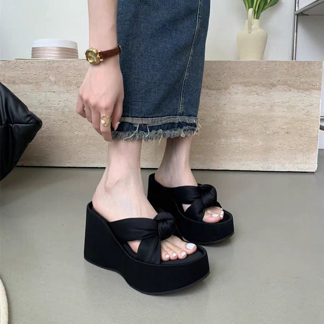 여성용 여름 통굽 슬리퍼 웨지 힐 키높이 비치 일자 하이힐 10cm굽 슬리퍼 25HD06JJ