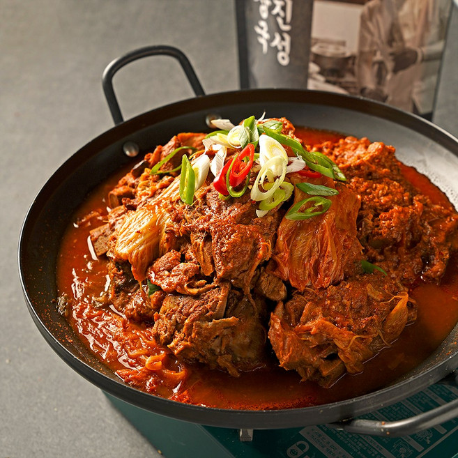 세종 맛집 30년 전통 진성 뼈해장국 900g, 2개