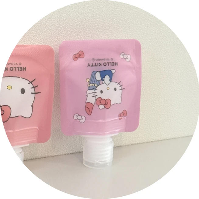 일본정품 헬로키티 휴대용 튜브 파우치 소분용기 30ml 2종택1, 1개, 키티립스틱 - 쿠팡