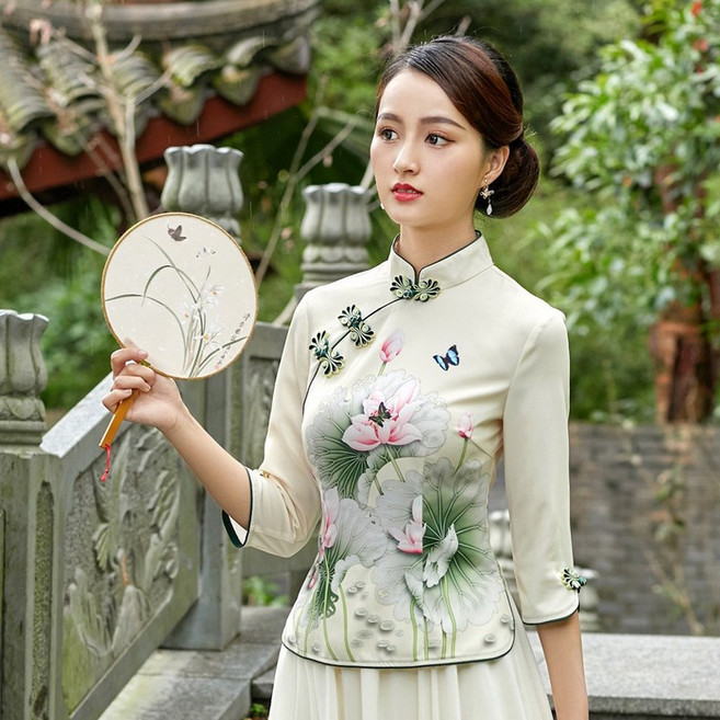 古典簡約唐裝印花上衣 淺黃色 中袖 旗袍式服飾