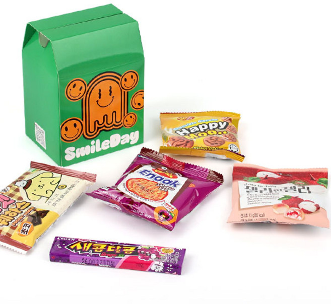 [간식대장] 어린이집 유치원 생일 답례품 스마일데이 세트 에낙 포켓웨하스 새콤달콤 해피무 젤리인젤리, 20개, 스마일데이 5종