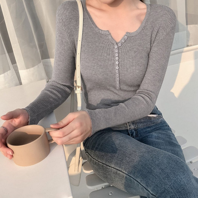 후암마켓 여성 슬림핏 미니단추 골지 긴팔 비스코스 니트 데일리 티셔츠